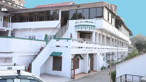 Moon Hotel Ranikhet